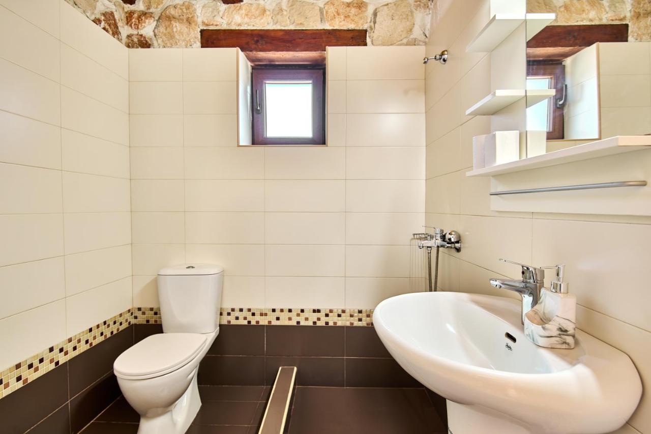 Gerakas Stone House Villa Vasilikí